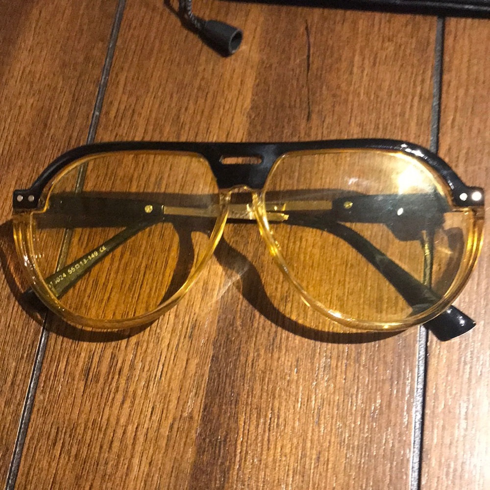 New! Yellow Fashion Sunnies